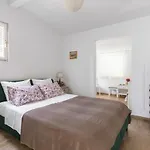 Holiday Split