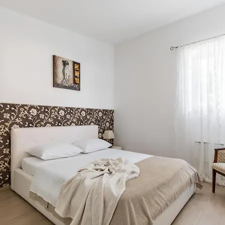 Villa Holiday