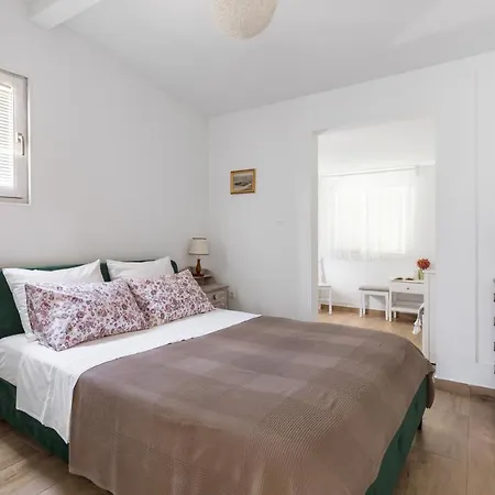 Holiday スプリト