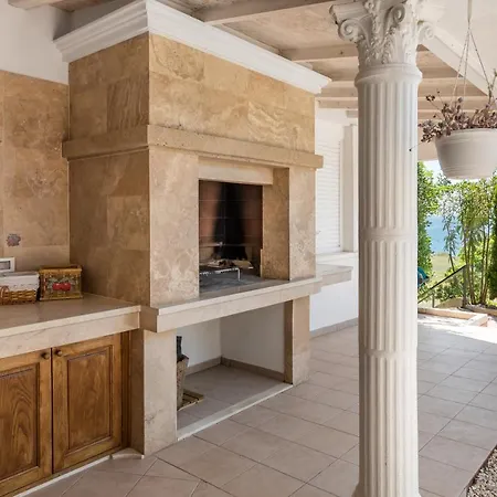 Villa Holiday *